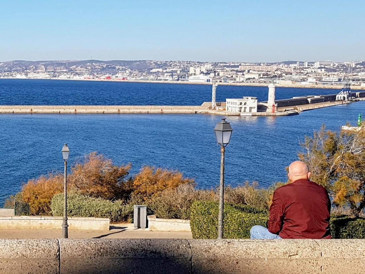 Vue Mer Le Panoramique Vieux-Port De Marseilles Exterior foto